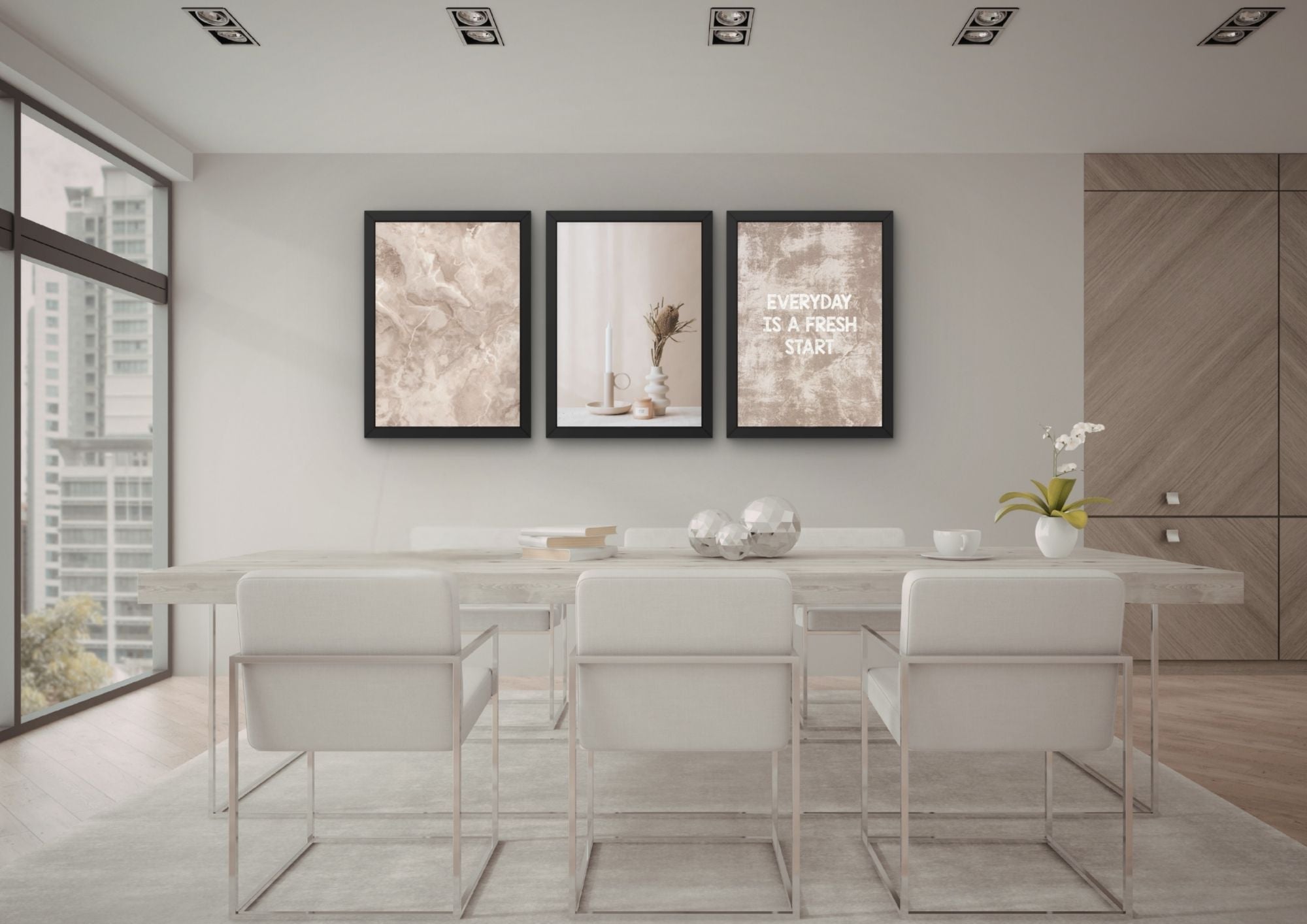 beige wanddecoratie boven tv meubel